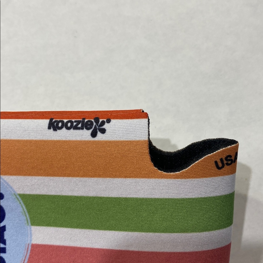 Sanpellegrino Striped CIAO Slim Can Cooler Koozie limited edition new - Picture 3 of 5